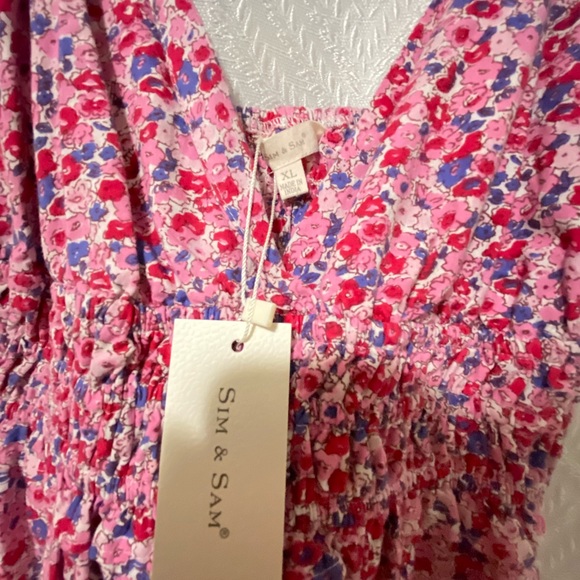 Pink tank - Picture 2 of 3